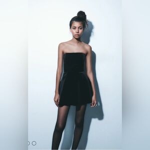 Zara Elegant Black Strapless Mini Dress